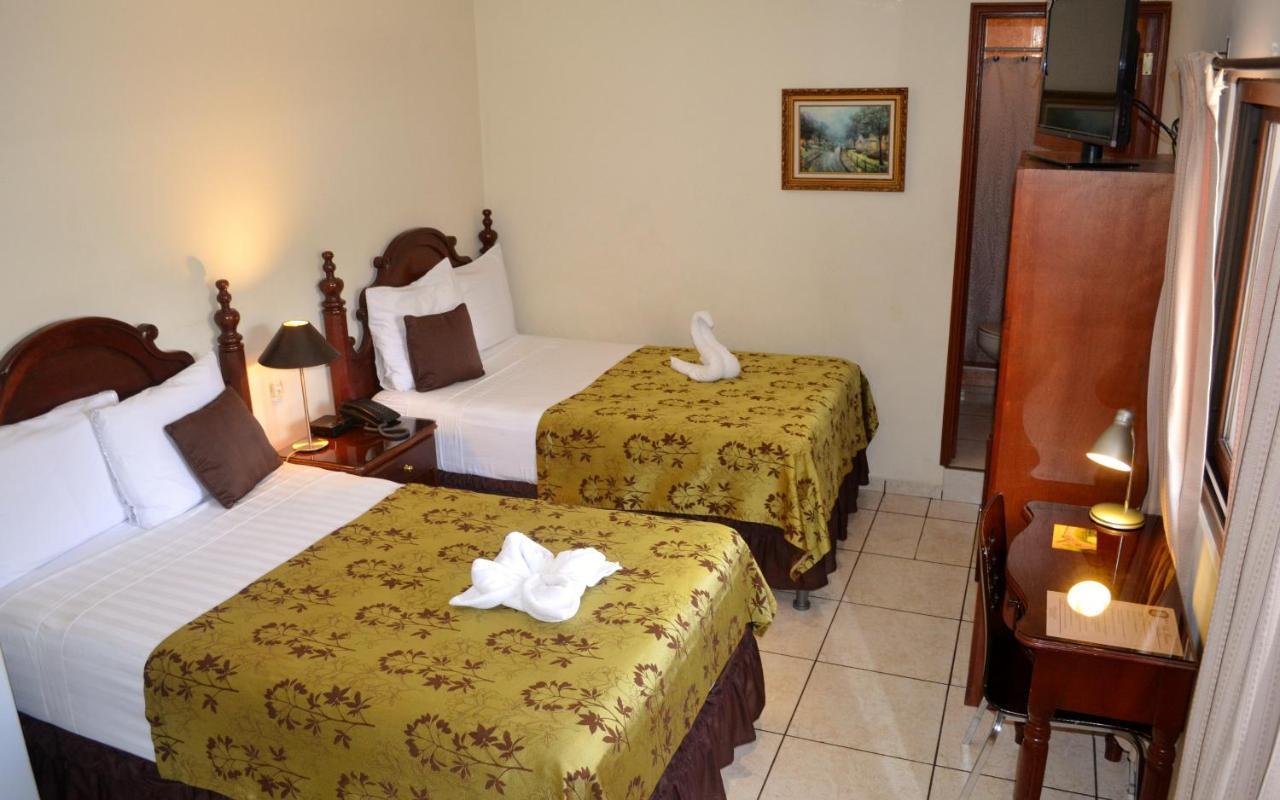 Hotel Villa Florencia Zona Rosa San Salvador Ngoại thất bức ảnh