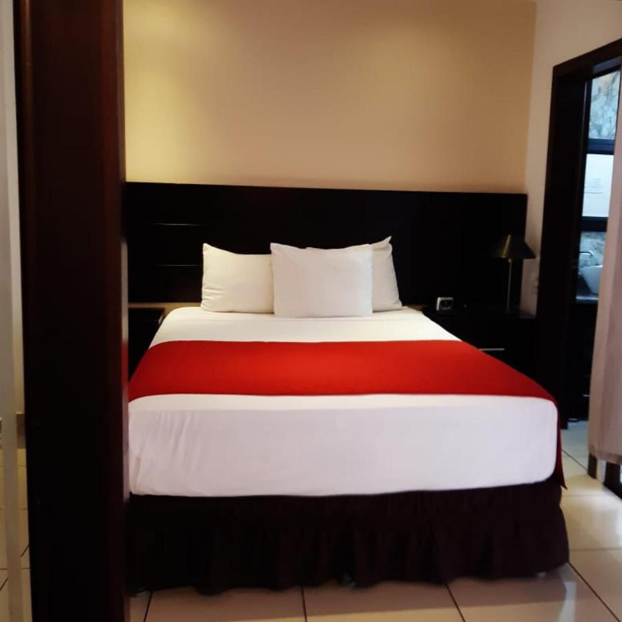 Hotel Villa Florencia Zona Rosa San Salvador Ngoại thất bức ảnh
