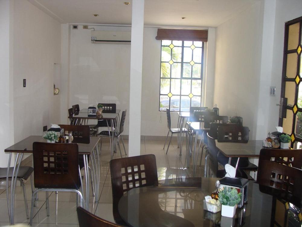 Hotel Villa Florencia Zona Rosa San Salvador Ngoại thất bức ảnh