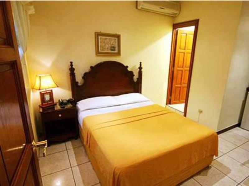 Hotel Villa Florencia Zona Rosa San Salvador Ngoại thất bức ảnh