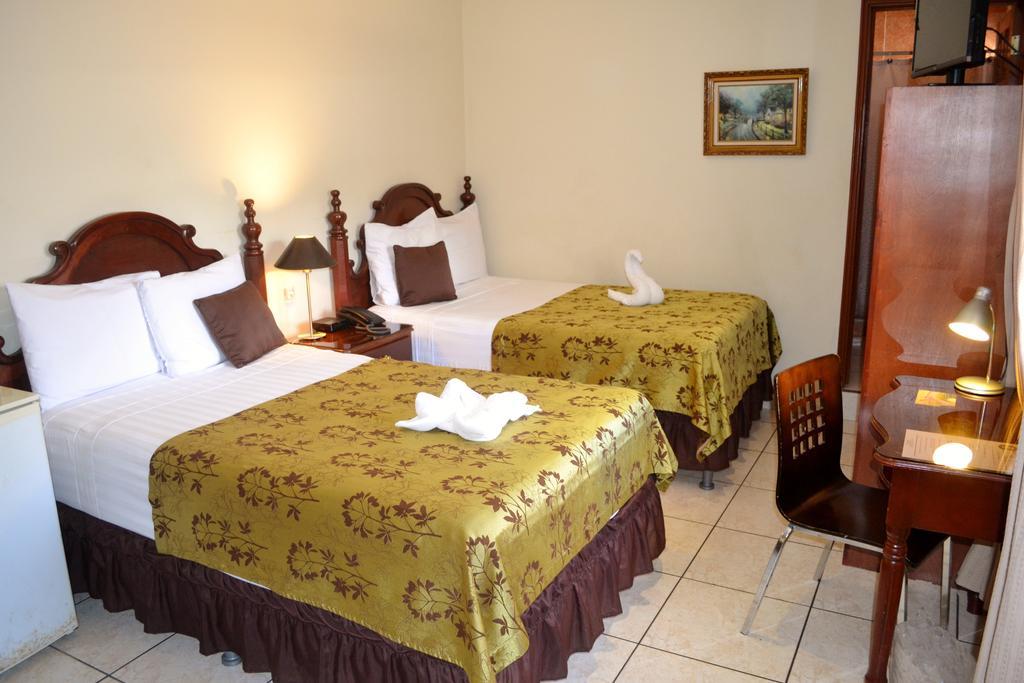 Hotel Villa Florencia Zona Rosa San Salvador Ngoại thất bức ảnh